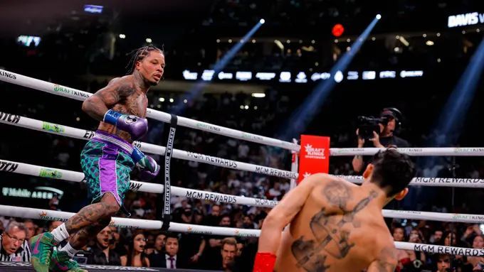 El rapero Drake ganó casi $ 400,000 apostando por Gervonta Davis en su pelea contra García