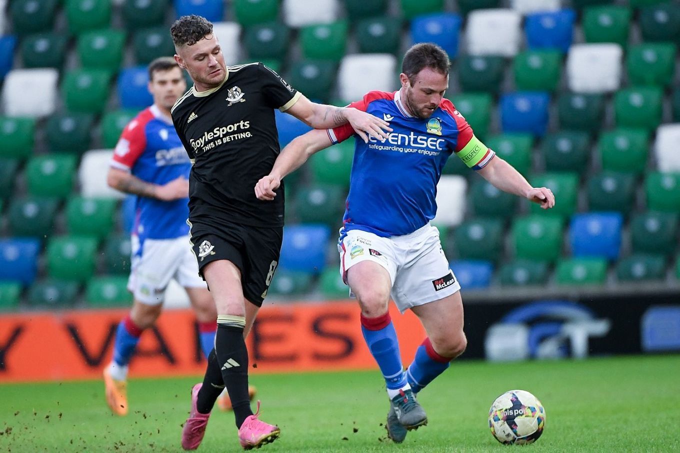 Cliftonville FC vs Linfield FC Prediction, Betting Tips & Odds | 04 MAY 2024