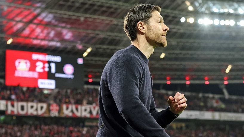 El Liverpool mantiene conversaciones con el entrenador del Bayer Leverkusen, Xabi Alonso