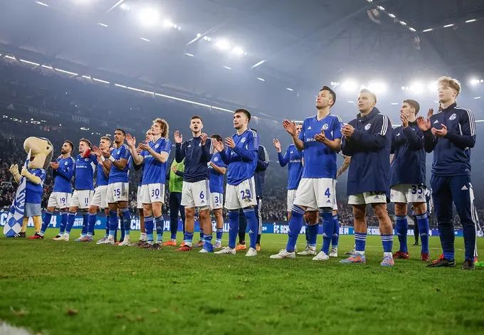 Schalke vs Borussia D .Pronóstico, Apuestas y Cuotas│11 de Marzo de 2023