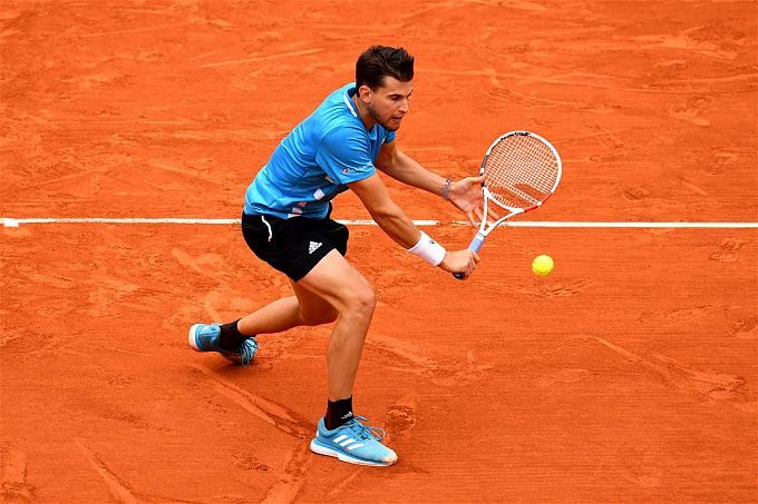 Dominic Thiem vs Stefanos Tsitsipas Pronóstico, Apuestas y Cuotas│29 de abril de 2023