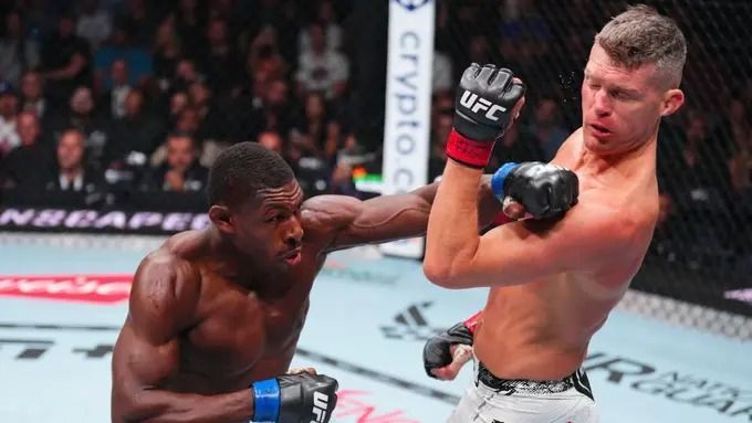 Tras ganar en UFC 307, Joaquín Buckley desafía a Kamaru Usman