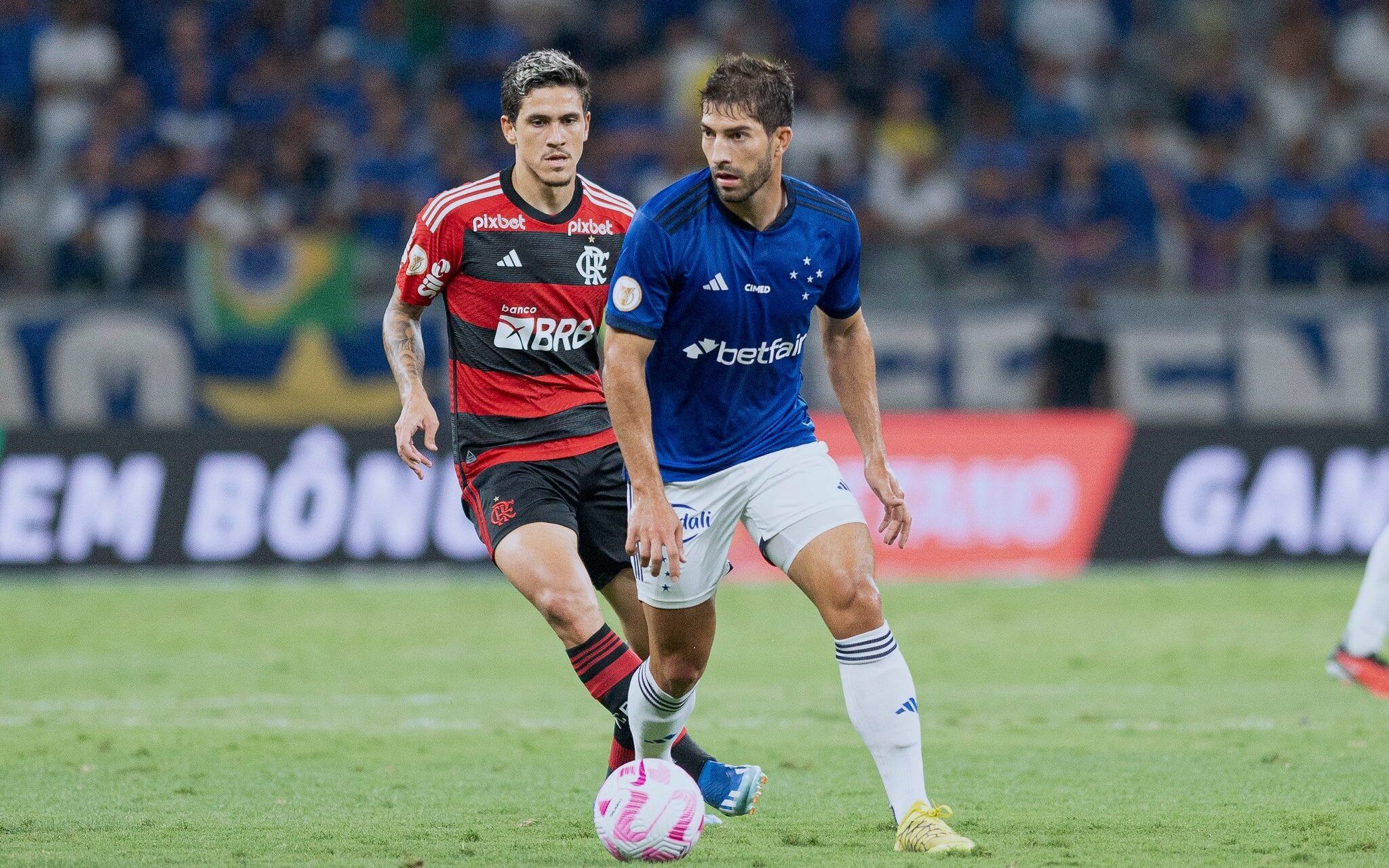 Cruzeiro vs. Flamengo. Pronostico, Apuestas y Cuotas│7 de noviembre de 2024