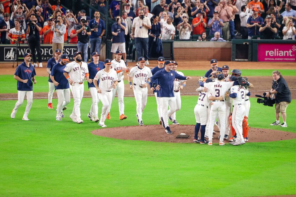 Houston Astros vs Detroit Tigers Prediction, Betting Tips & Odds │01 OCTOBER, 2024