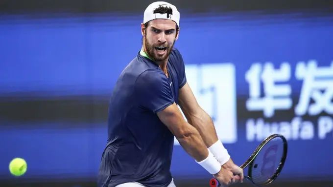 Seong Chan Hong vs Karen Khachanov. Pronóstico, Apuestas y Cuotas│31 de julio de 2024