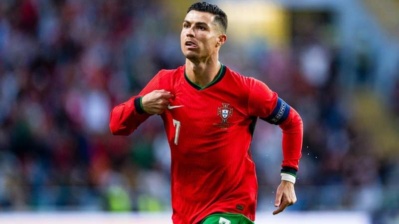 ESPN: Cristiano Ronaldo's YouTube Channel Sets World Record for Fastest Million Subscribers