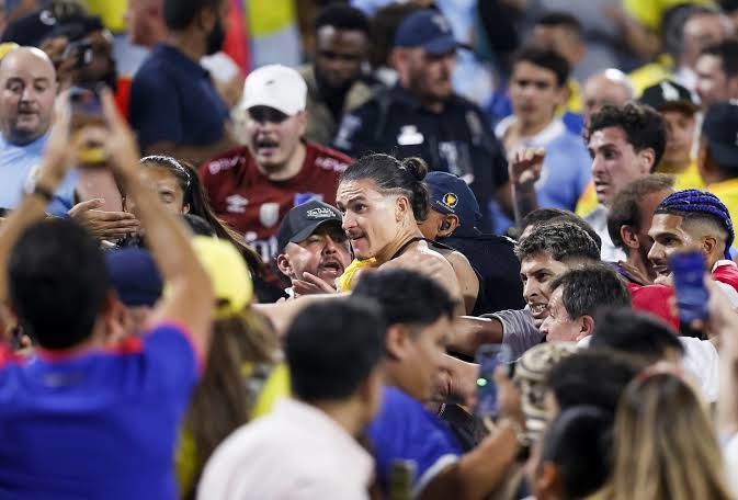 La violencia se hizo presente en el Uruguay contra Colombia