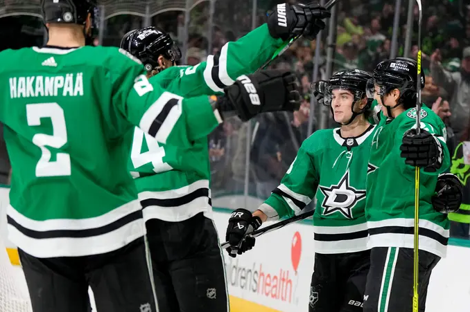 Philadelphia Flyers vs Dallas Stars Pronóstico, Apuestas y Cuotas│18 de enero de 2024