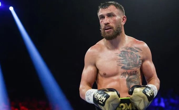 Lomachenko's Manager Claims He Pulled Out from Davis Fight due to Injury