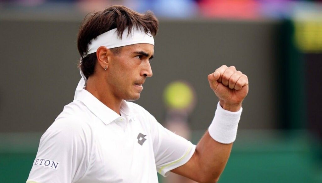 Francisco Comesaña está imparable en Wimbledon 