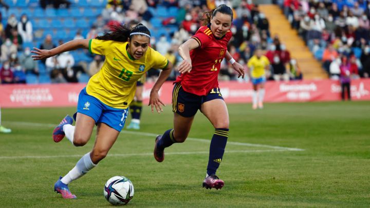 Brasil (f) vs España (f). Pronóstico, Apuestas y Cuotas | 6 de agosto de 2024