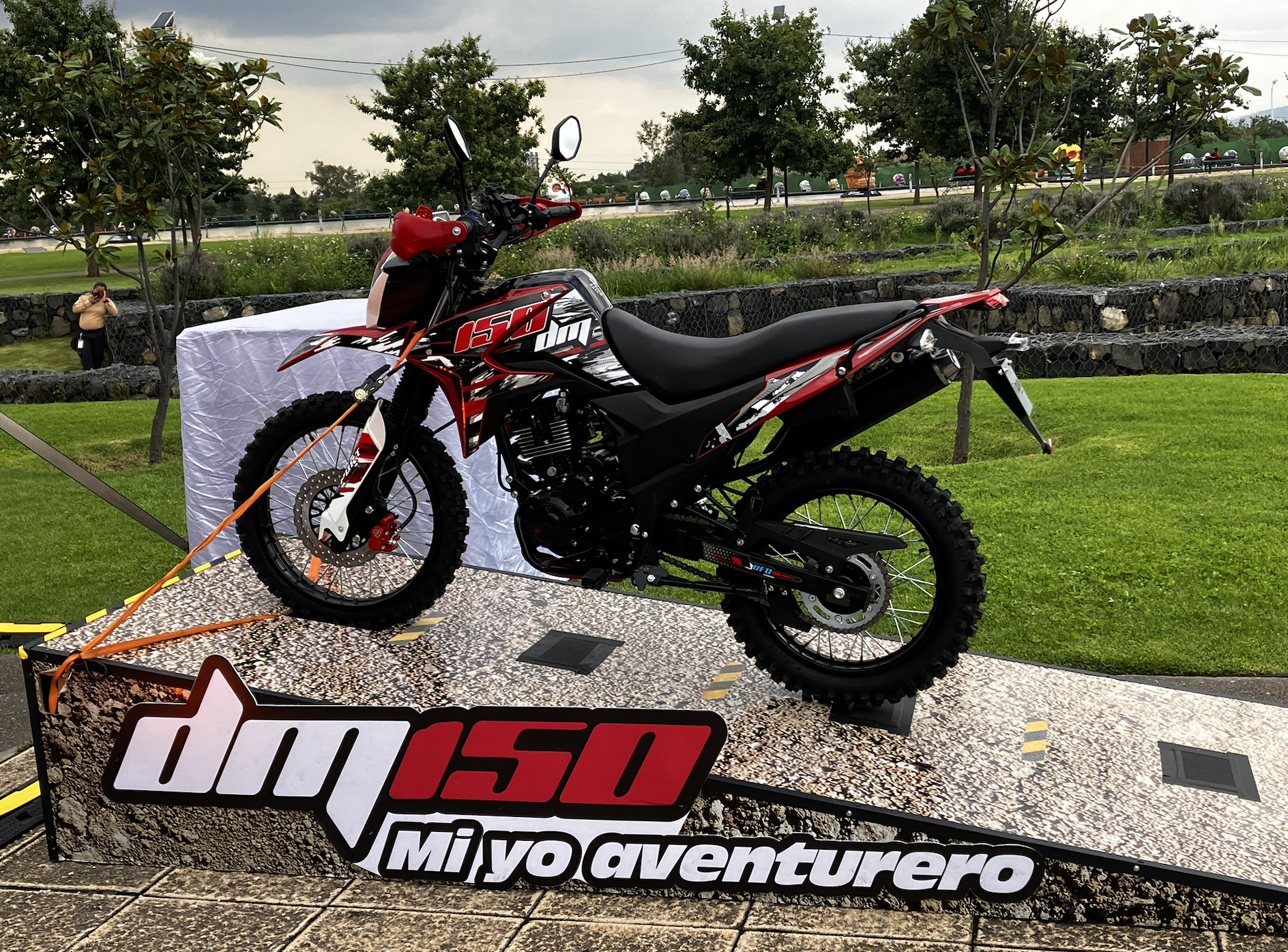 Italika presenta la nueva línea DM: Motocicletas doble propósito para todo terreno