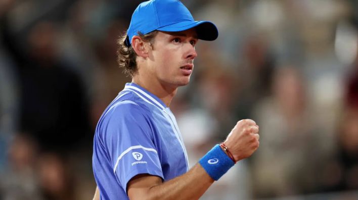 Alex De Minaur vs Roberto Carballes Baena Prediction, Betting Tips & Odds │ 16 OCTOBER, 2024