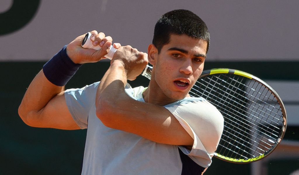 A pocos días de Wimbledon, Alcaraz mejora su nivel sobre la hierba