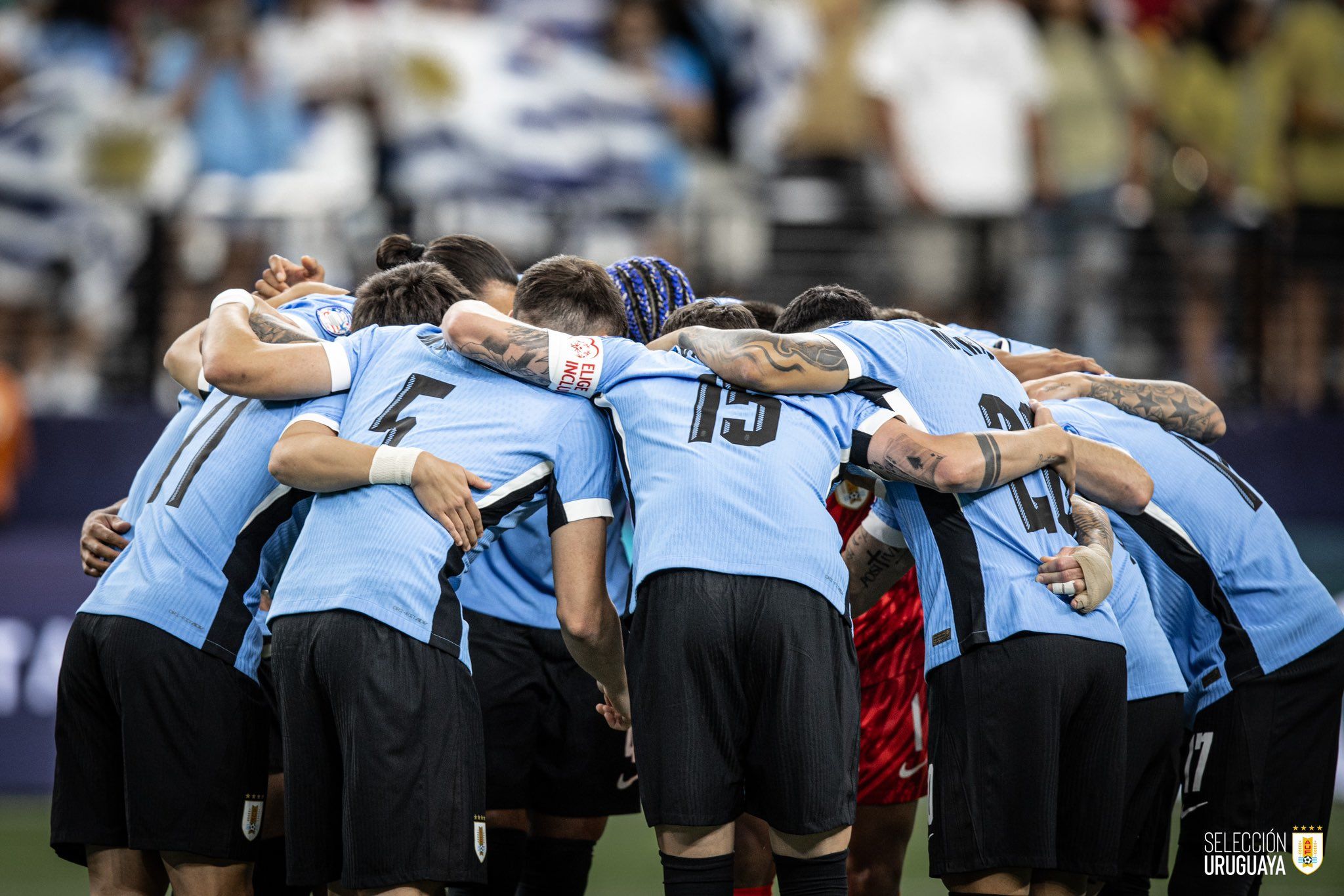 Conmebol sanciona a 10 jugadores de la Selección Uruguaya