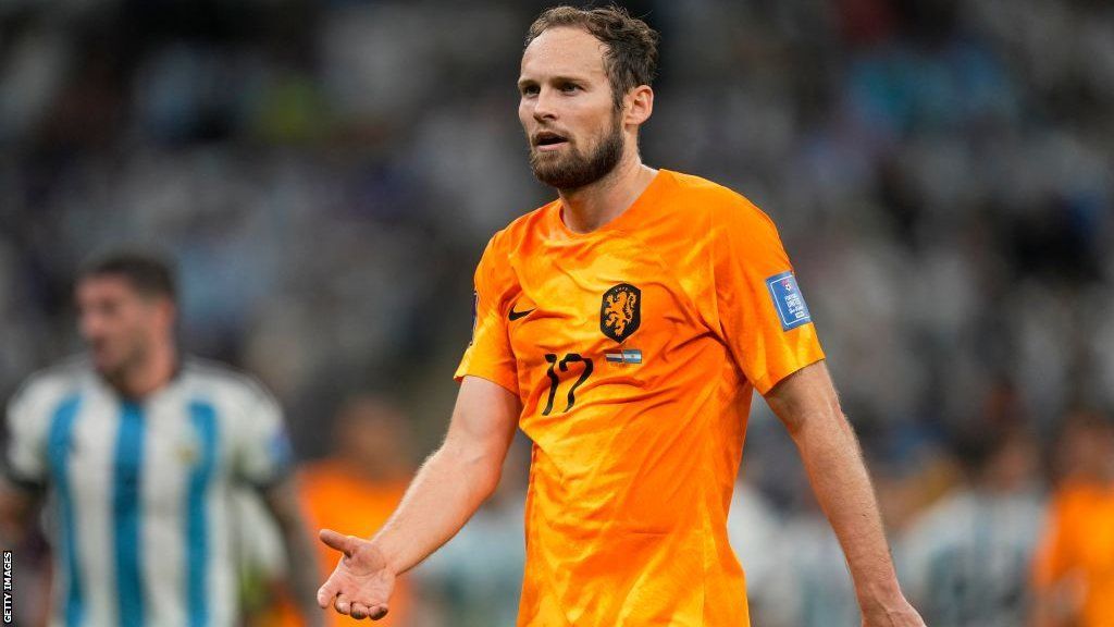 Netherland Defender Daley Blind Announces His International Retirement