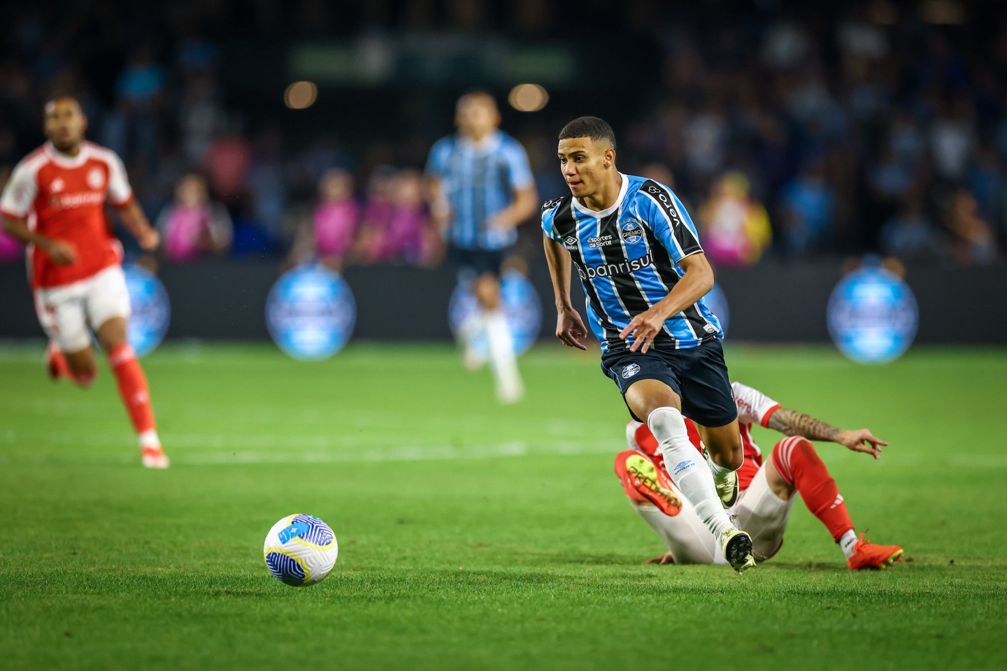 Atlético Goianiense vs Grêmio Prediction, Betting Tips & Odds | 27 JUNE 2024