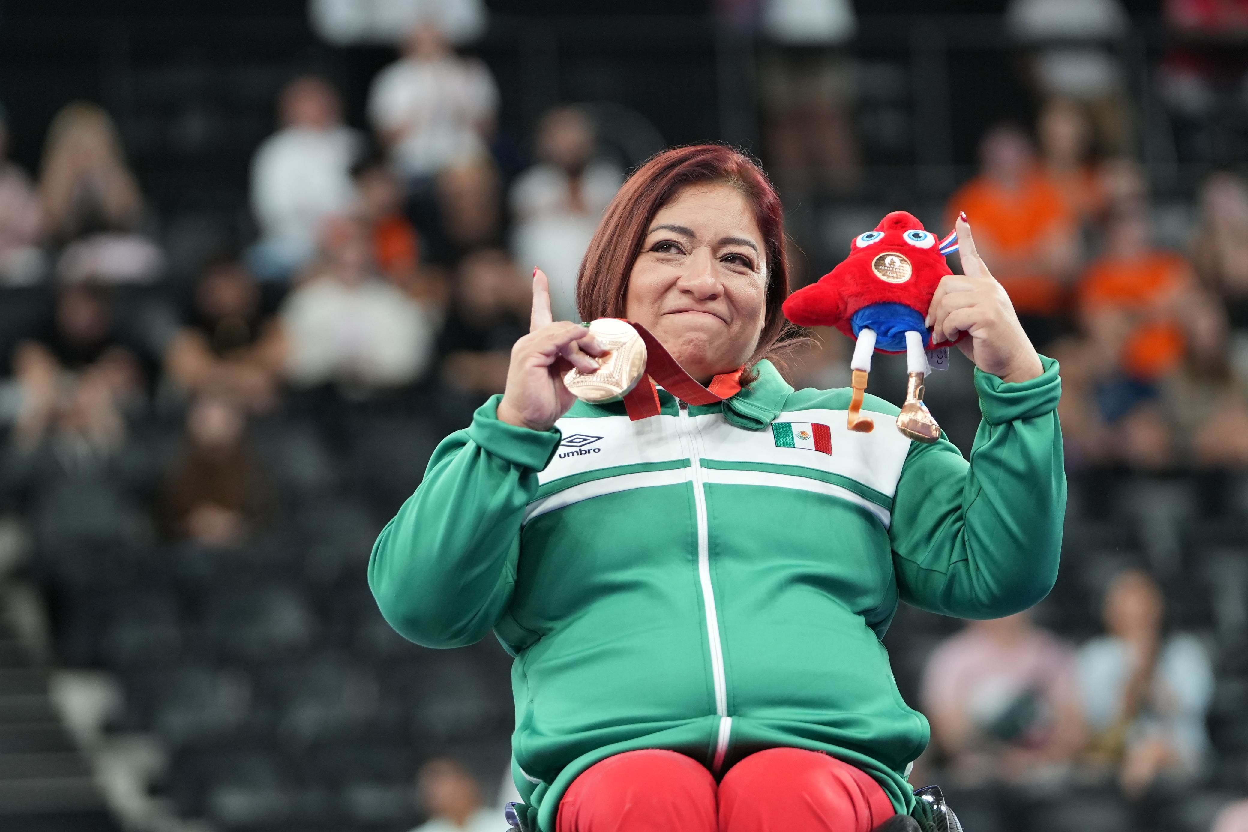 ¡Siete veces medallista paralímpica! Amalia Pérez es de bronce en París 2024