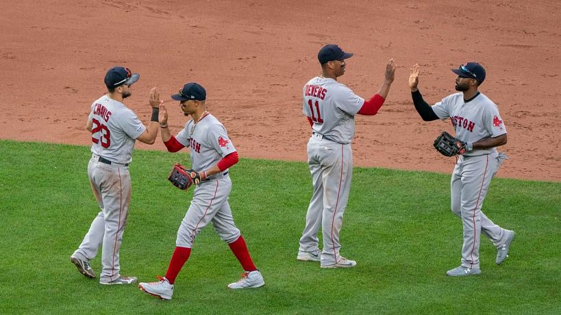 Miami Marlins at Boston Red Sox odds, picks and predictions