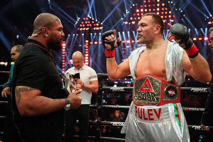 Boxing News: Pulev dominates Wasrzyk at Fight Club OC » December 16, 2023