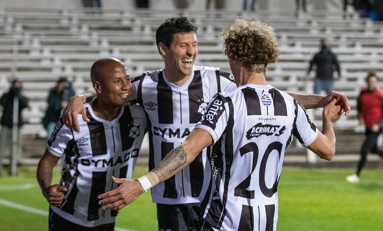 Defensor Sporting vs Club Nacional Montevideo Prediction, Betting Tips &  Odds