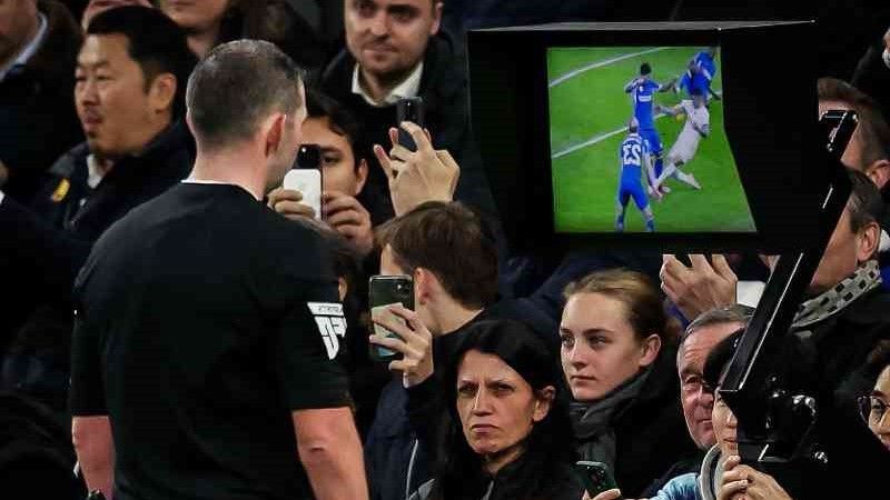 VAR, Premier League