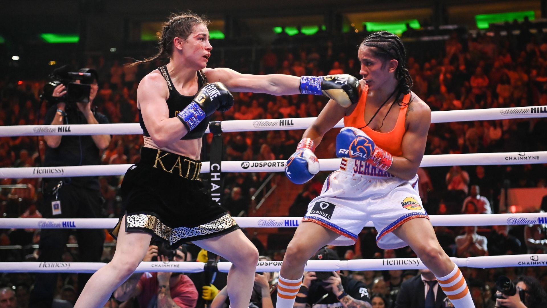 Katie Taylor vs. Amanda Serrano