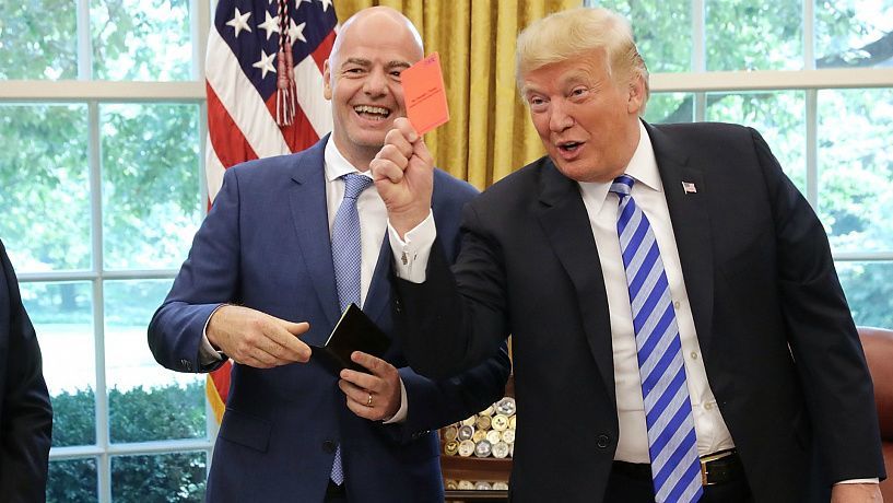 Gianni Infantino felicitó a Donald Trump