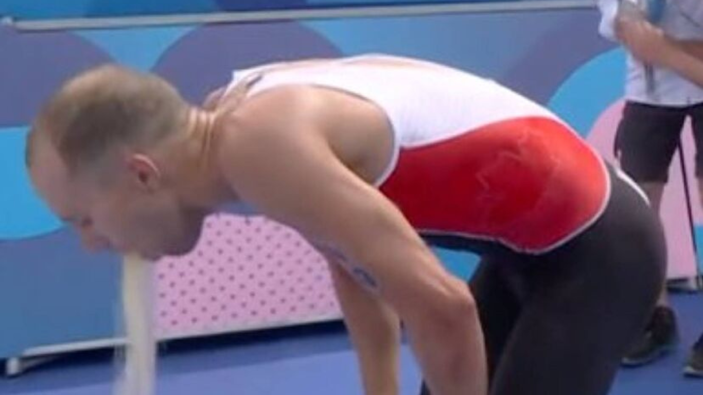 Athlete Vomits on Live TV