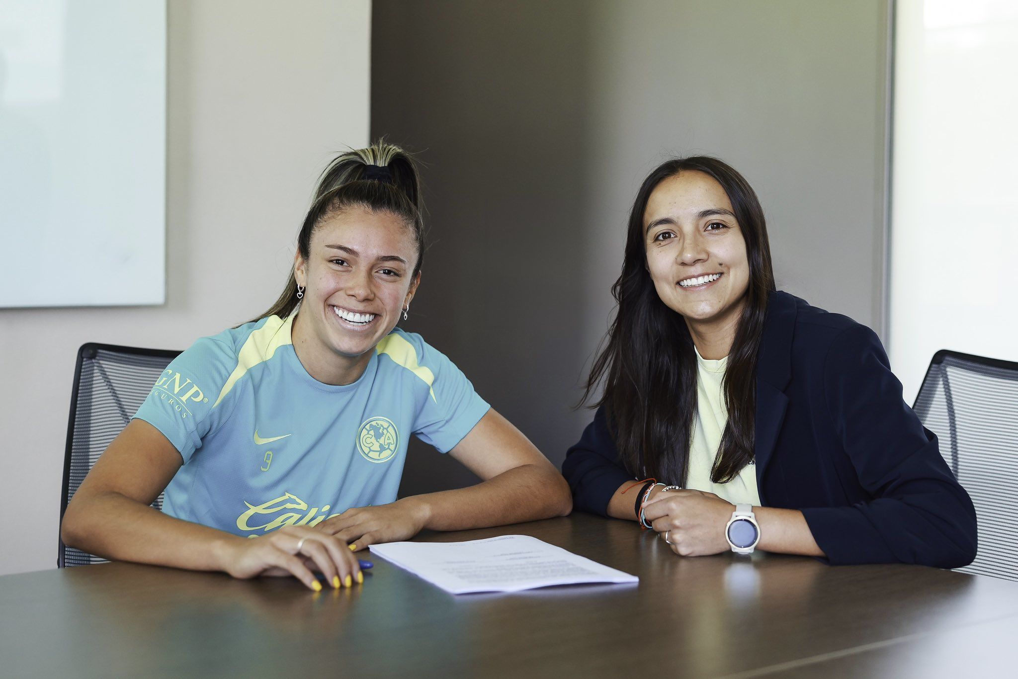 Priscila da Silva y Claudia Carrión.