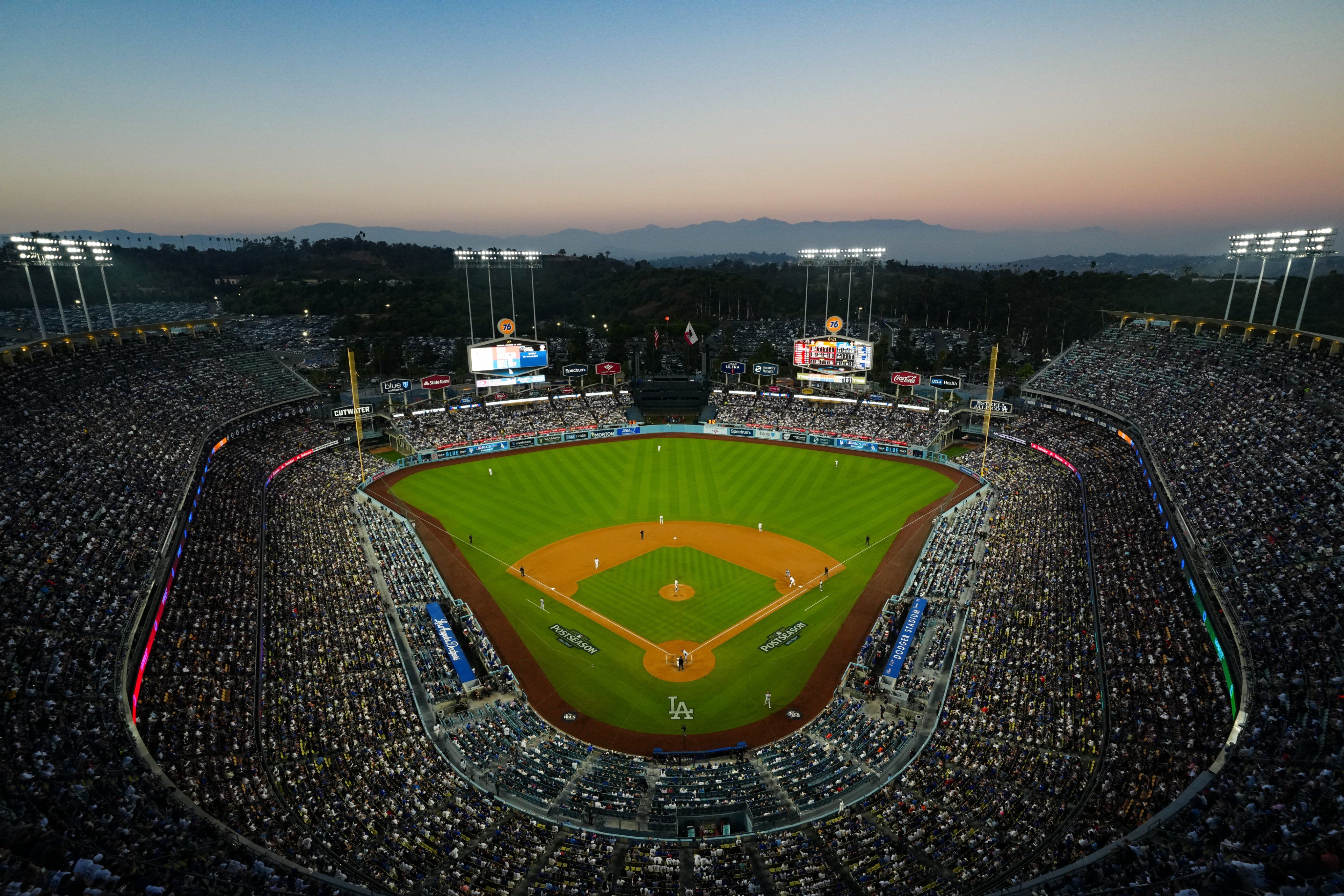 Dodger Stadium, escenario para el Juego 1.